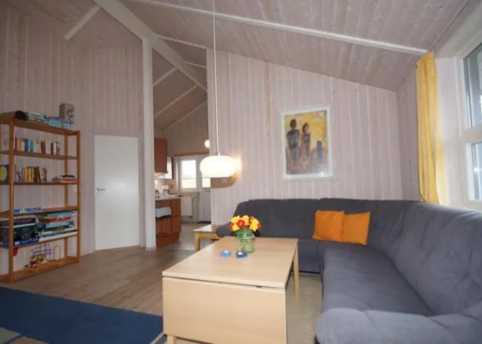 6 Personen Mit Privatem Bootsteg, Direkter Seelage, Kanu, Whirlpool Und Sauna In Ferienhaus Otterndorf