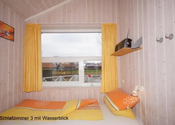 Ferienhaus 6 Personen Mit Privatem Bootsteg, Direkter Seelage, Kanu, Whirlpool Und Sauna In *